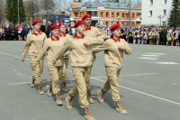 «Этот школьный вальс весенний пусть живет в воспоминаньях…» 