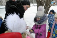 Целевая прогулка с элементами опытно-экспериментальной деятельности «Там, на неведомых дорожках»