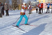 На лыжне – школьники